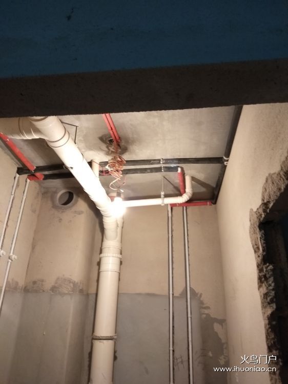 张家港太阳能漏水 不上水 仪表不显示等故障维修